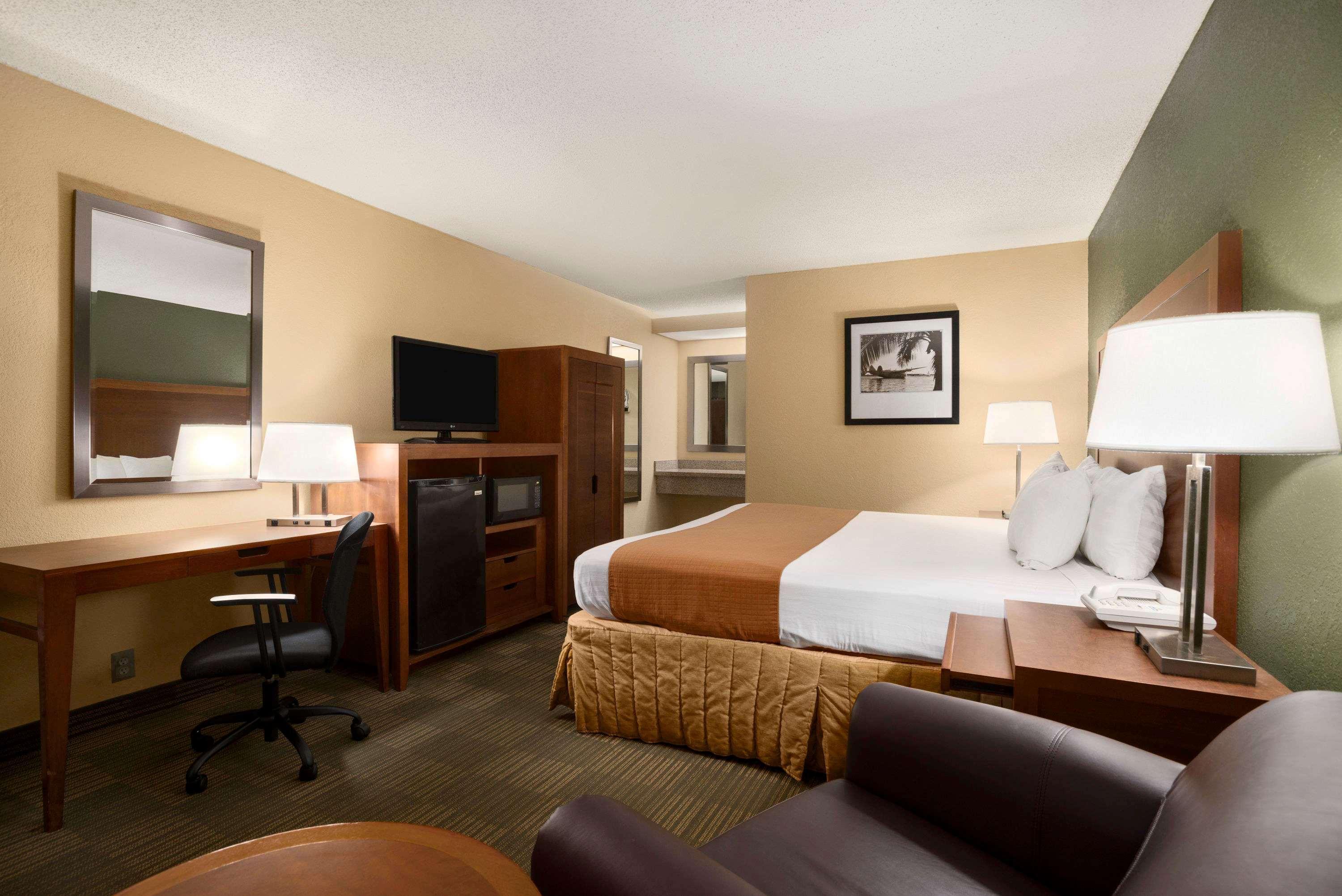 Days Inn By Wyndham Jacksonville Airport Esterno foto