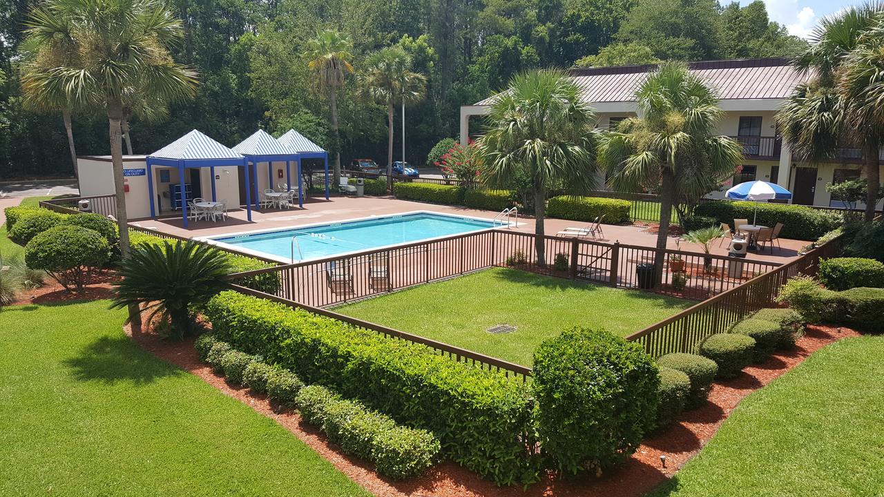 Days Inn By Wyndham Jacksonville Airport Esterno foto