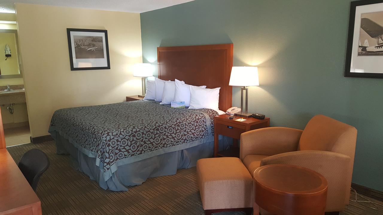 Days Inn By Wyndham Jacksonville Airport Esterno foto