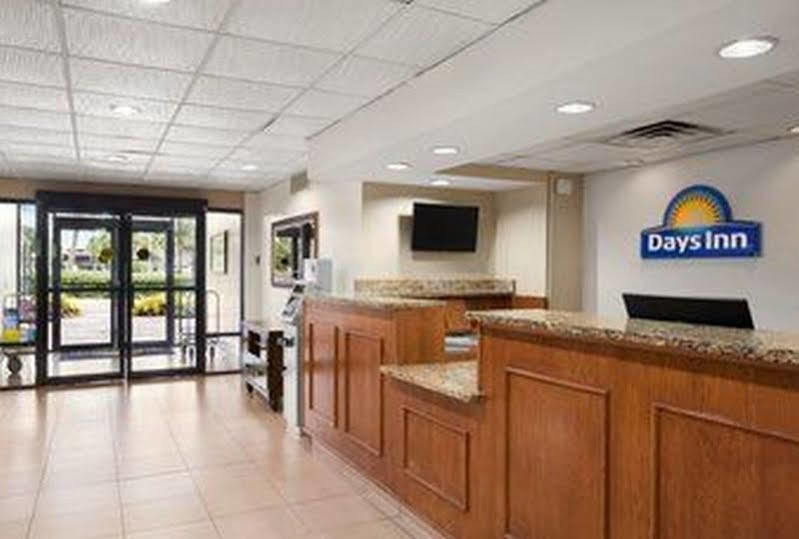 Days Inn By Wyndham Jacksonville Airport Esterno foto