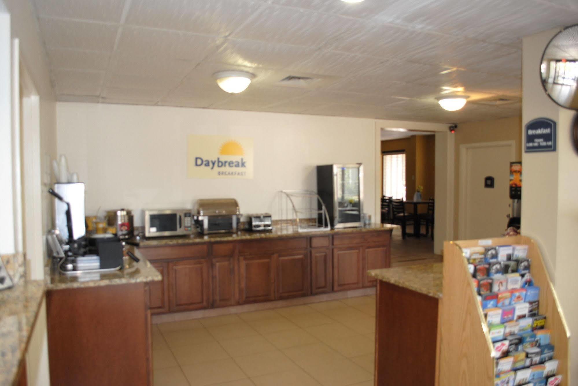 Days Inn By Wyndham Jacksonville Airport Esterno foto
